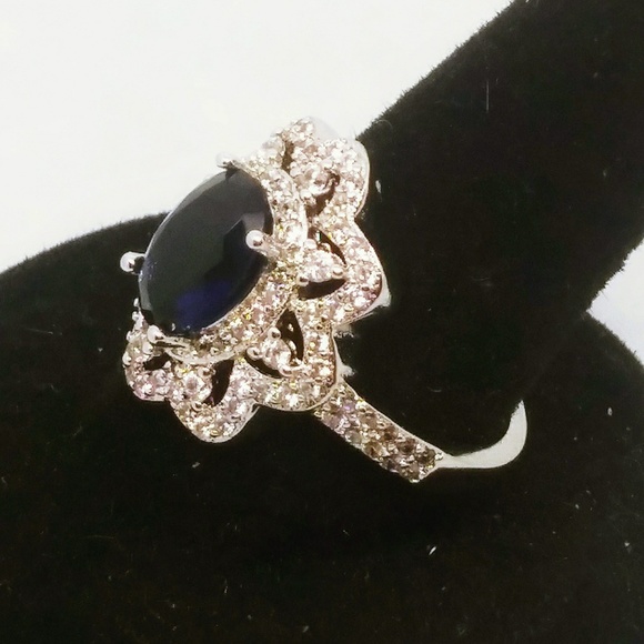 Blue sapphire size 6 silver - Picture 2 of 4